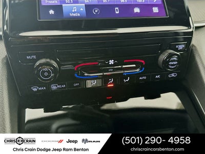 2025 Jeep Grand Cherokee GRAND CHEROKEE LAREDO X 4X4