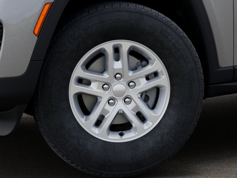 2025 Jeep Grand Cherokee GRAND CHEROKEE LAREDO 4X4