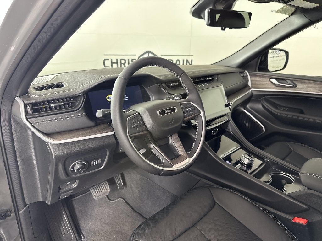 2027 Jeep Grand Cherokee GRAND CHEROKEE LIMITED RESERVE 4X4