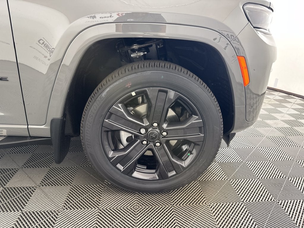 2027 Jeep Grand Cherokee GRAND CHEROKEE LIMITED RESERVE 4X4