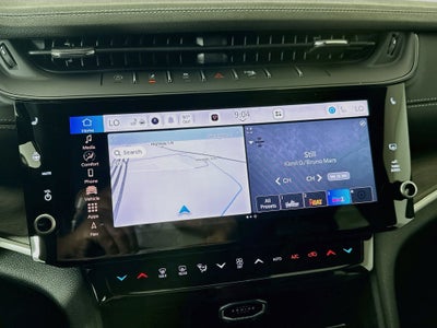 2027 Jeep Grand Cherokee GRAND CHEROKEE LIMITED 4X4