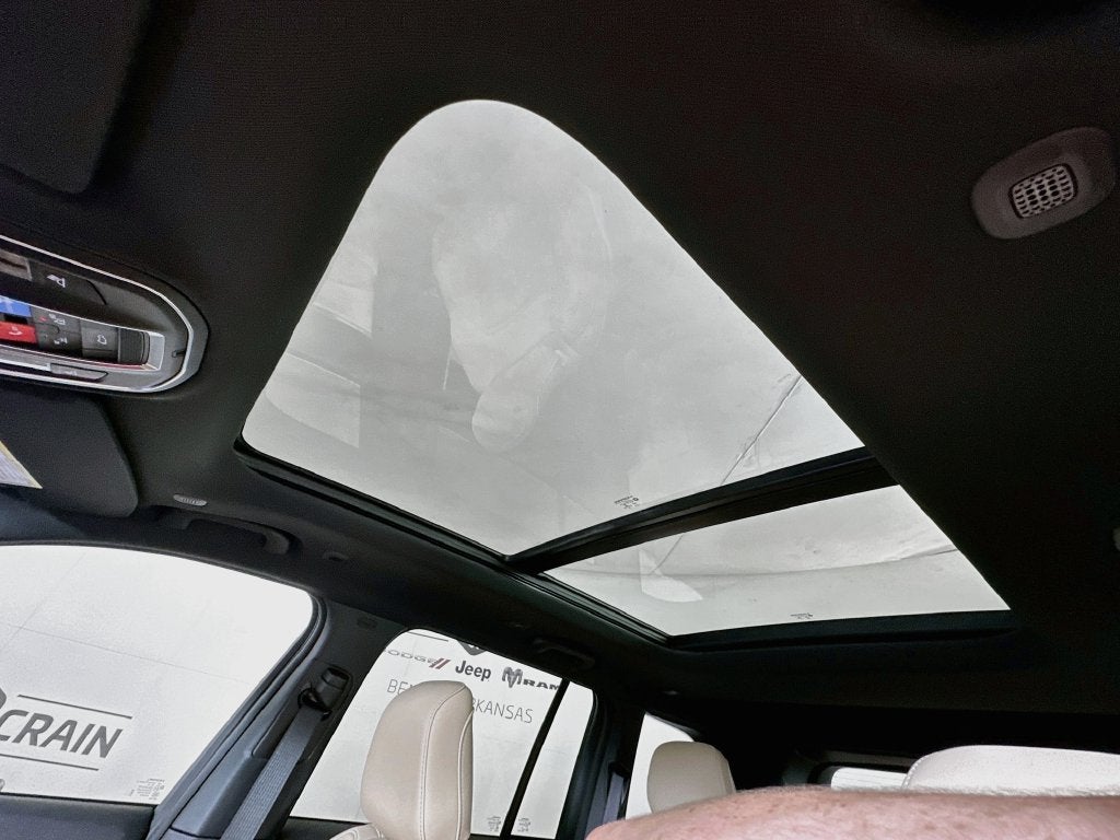 2027 Jeep Grand Cherokee GRAND CHEROKEE LIMITED 4X4