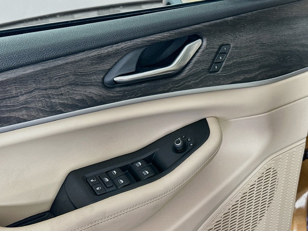 2027 Jeep Grand Cherokee GRAND CHEROKEE LIMITED 4X4