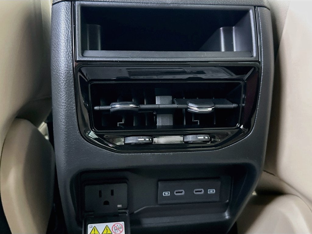 2027 Jeep Grand Cherokee GRAND CHEROKEE LIMITED 4X4