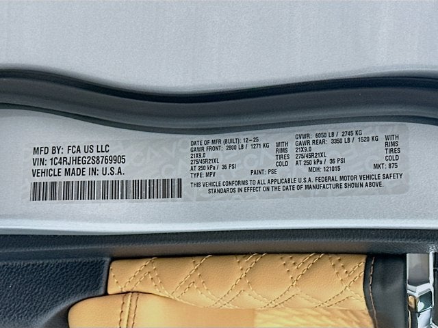 2025 Jeep Grand Cherokee GRAND CHEROKEE SUMMIT 4X4