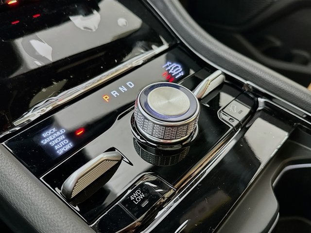 2025 Jeep Grand Cherokee GRAND CHEROKEE SUMMIT 4X4