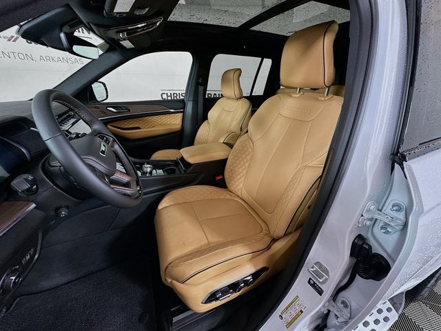 2025 Jeep Grand Cherokee GRAND CHEROKEE SUMMIT 4X4