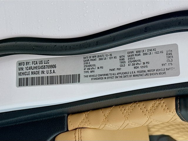 2025 Jeep Grand Cherokee GRAND CHEROKEE SUMMIT 4X4