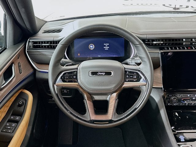 2025 Jeep Grand Cherokee GRAND CHEROKEE SUMMIT 4X4