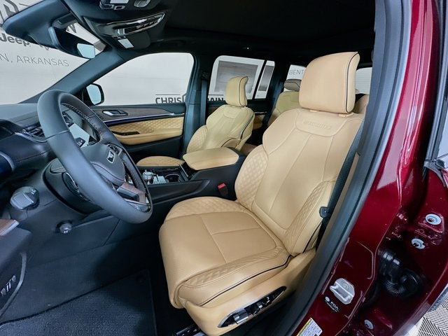 2025 Jeep Grand Cherokee GRAND CHEROKEE SUMMIT 4X4