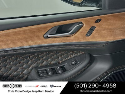 2026 Jeep Grand Cherokee GRAND CHEROKEE SUMMIT 4X4