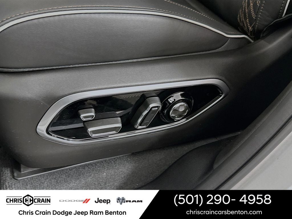 2026 Jeep Grand Cherokee GRAND CHEROKEE SUMMIT 4X4