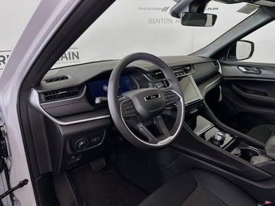 2025 Jeep Grand Cherokee GRAND CHEROKEE L LAREDO X 4X2