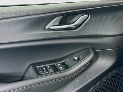 2025 Jeep Grand Cherokee GRAND CHEROKEE L LAREDO X 4X2