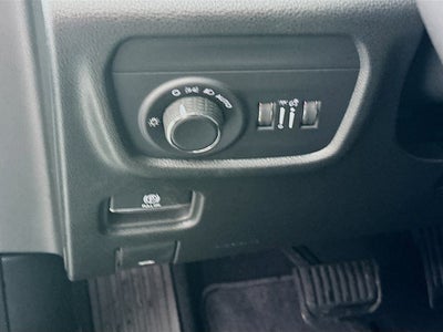 2025 Jeep Grand Cherokee GRAND CHEROKEE L LAREDO 4X2