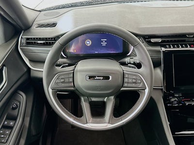 2025 Jeep Grand Cherokee GRAND CHEROKEE L LAREDO 4X2