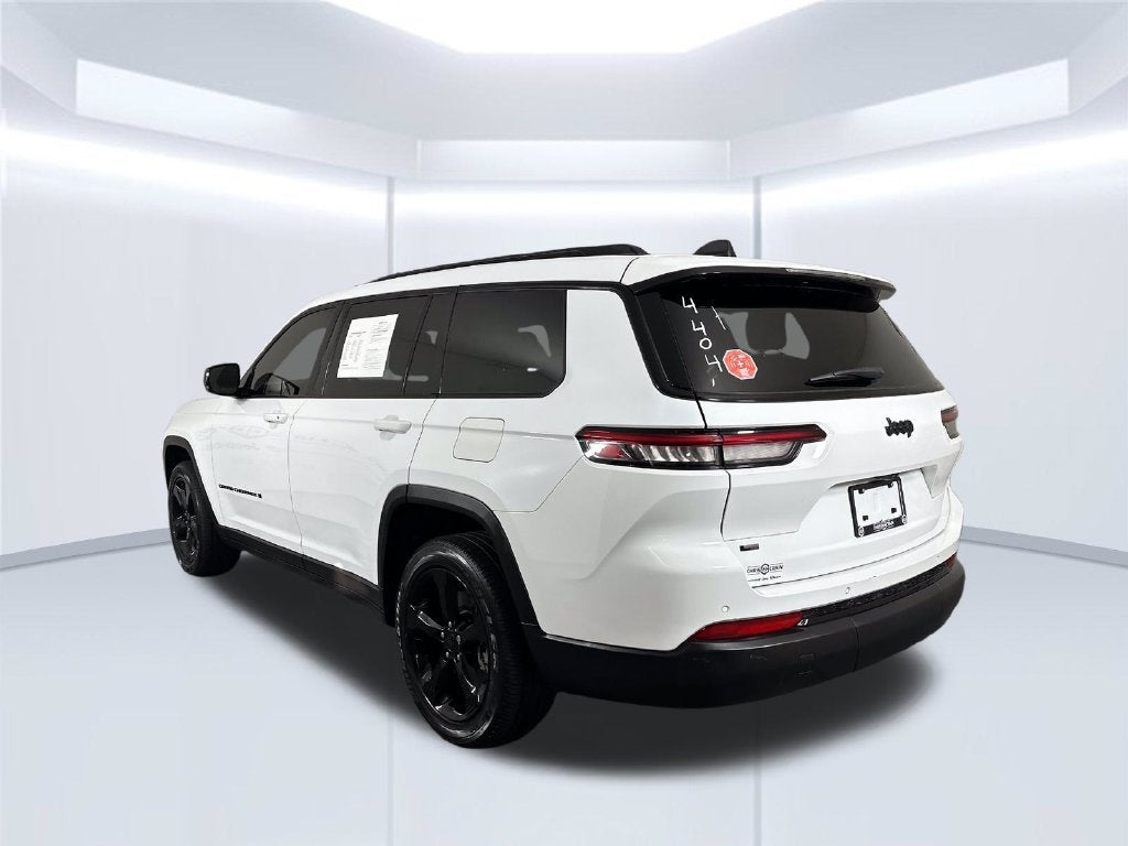 2023 Jeep Grand Cherokee L Altitude 4x2
