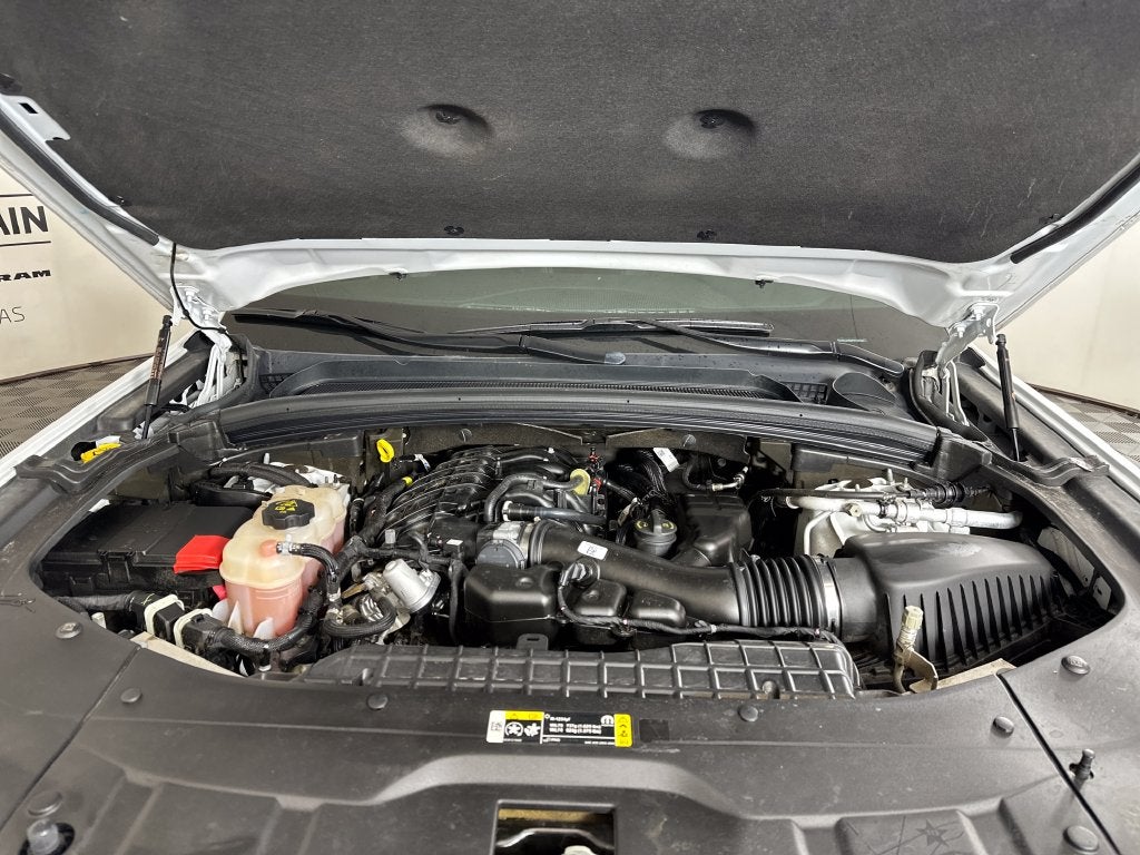 2023 Jeep Grand Cherokee L Altitude 4x2
