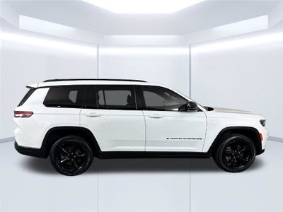 2023 Jeep Grand Cherokee L Altitude 4x2
