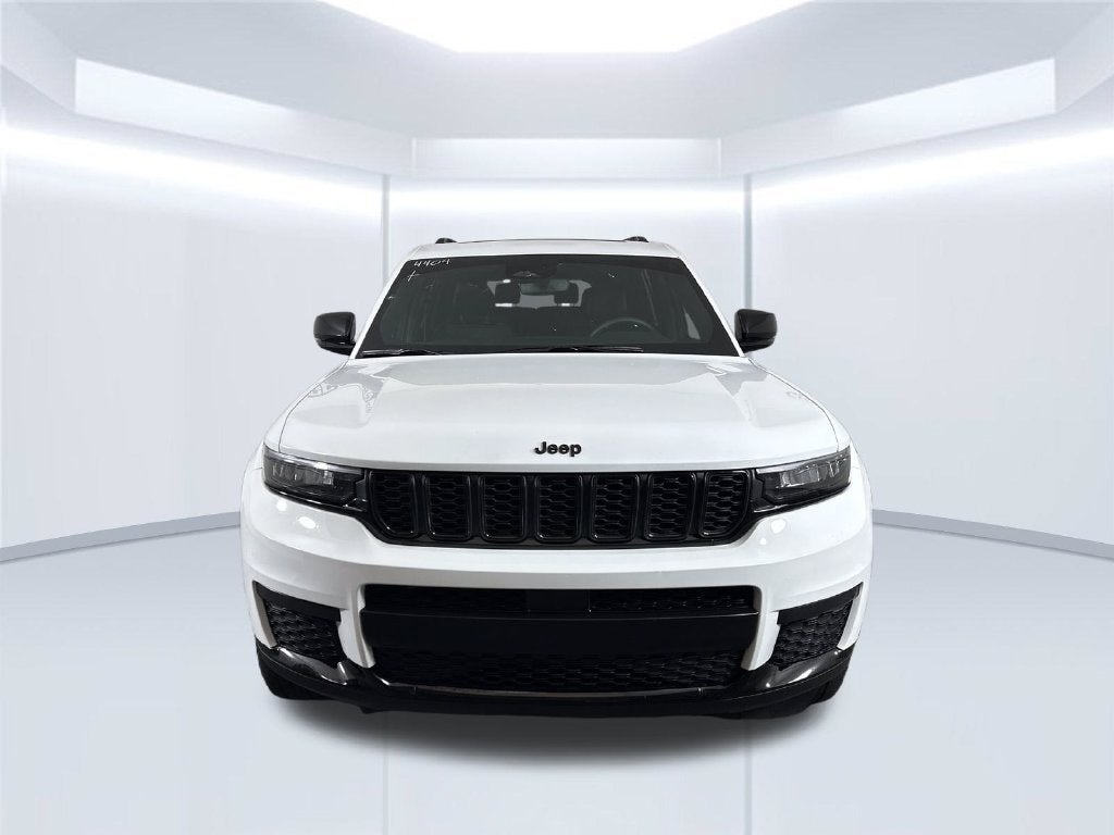 2023 Jeep Grand Cherokee L Altitude 4x2