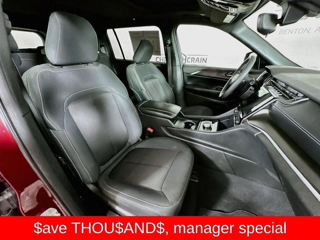 2024 Jeep Grand Cherokee L Laredo X 4x2
