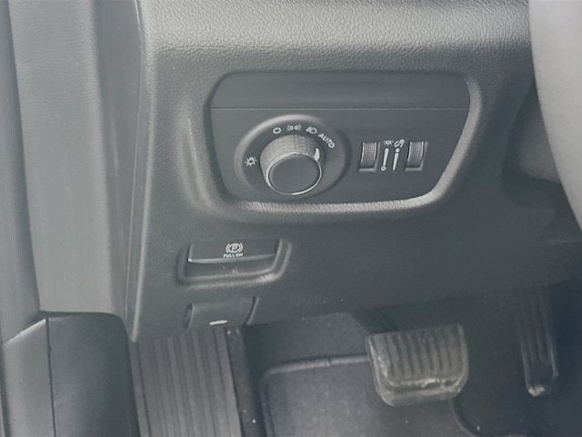 2025 Jeep Grand Cherokee GRAND CHEROKEE L LAREDO 4X2