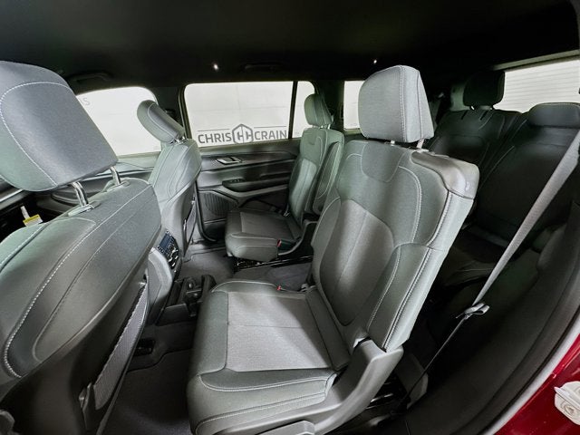 2025 Jeep Grand Cherokee GRAND CHEROKEE L LAREDO 4X2