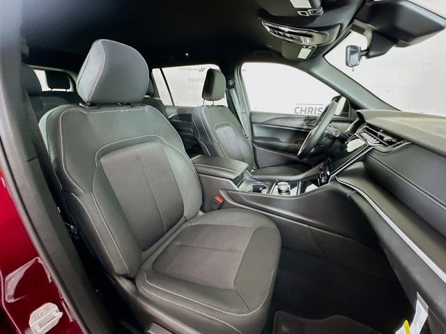 2025 Jeep Grand Cherokee GRAND CHEROKEE L LAREDO 4X2