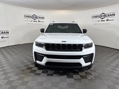 2027 Jeep Grand Cherokee GRAND CHEROKEE L LAREDO ALTITUDE 4X2