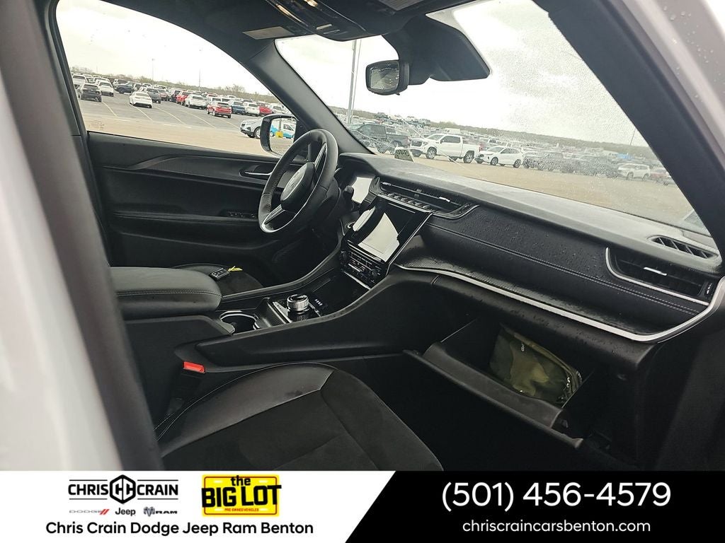 2024 Jeep Grand Cherokee L Altitude 4x4