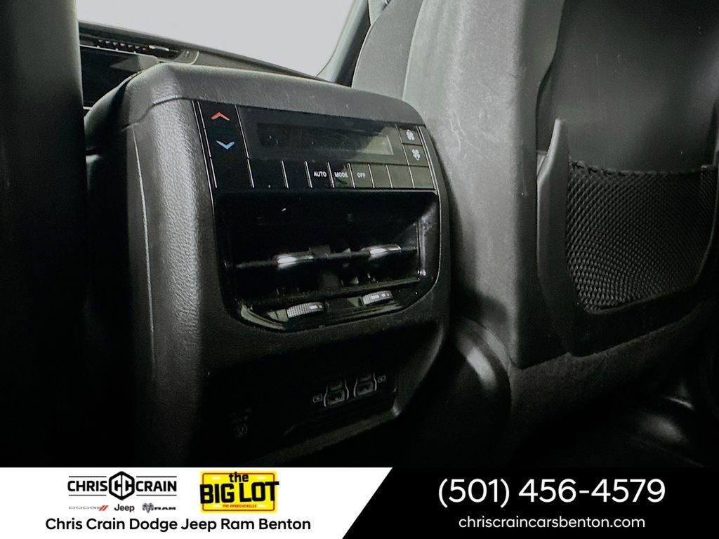2023 Jeep Grand Cherokee L Altitude 4x4