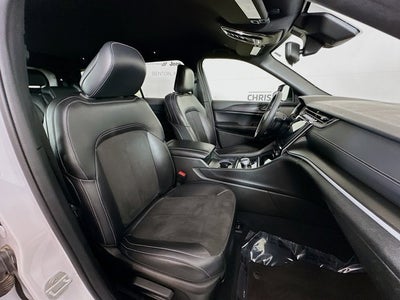 2024 Jeep Grand Cherokee L Altitude 4x4