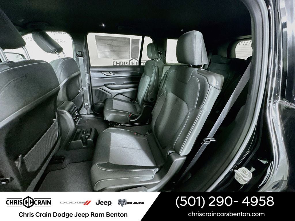 2026 Jeep Grand Cherokee GRAND CHEROKEE L LAREDO 4X4