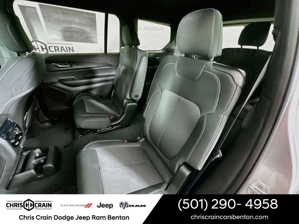 2026 Jeep Grand Cherokee GRAND CHEROKEE L LAREDO X 4X4