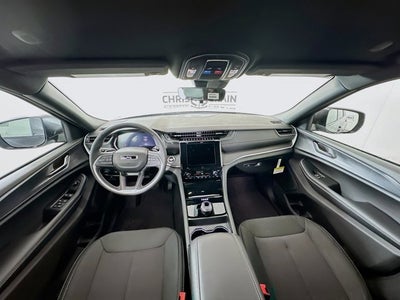 2025 Jeep Grand Cherokee GRAND CHEROKEE L LAREDO 4X4