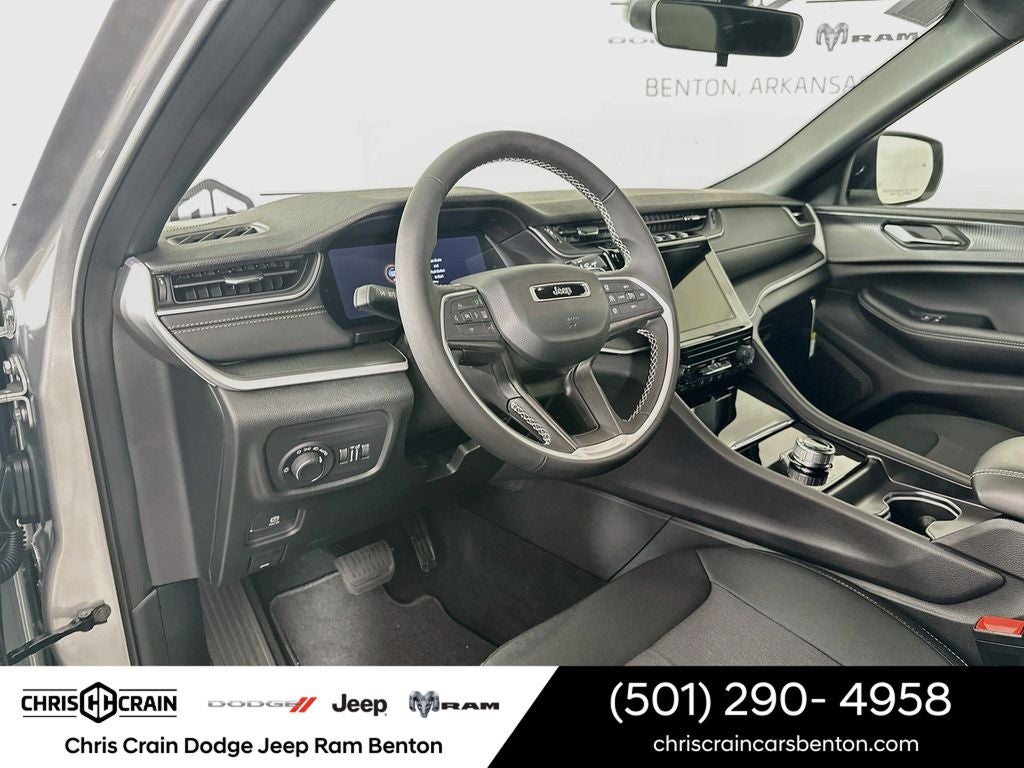 2026 Jeep Grand Cherokee GRAND CHEROKEE L LAREDO 4X4