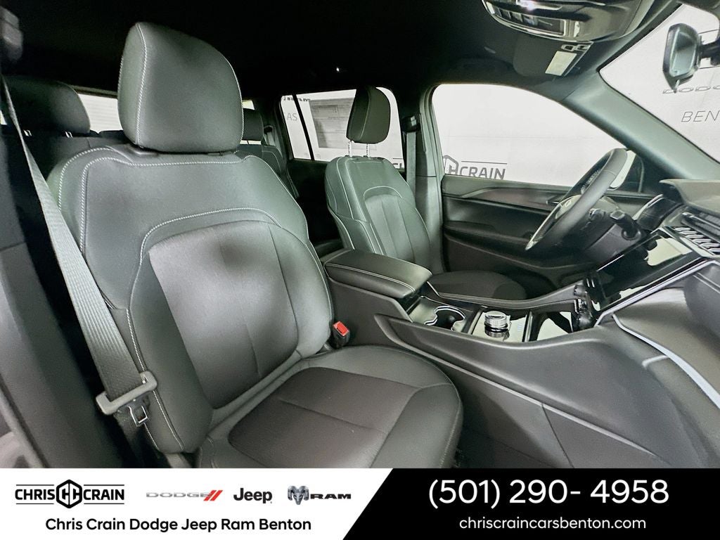 2026 Jeep Grand Cherokee GRAND CHEROKEE L LAREDO 4X4