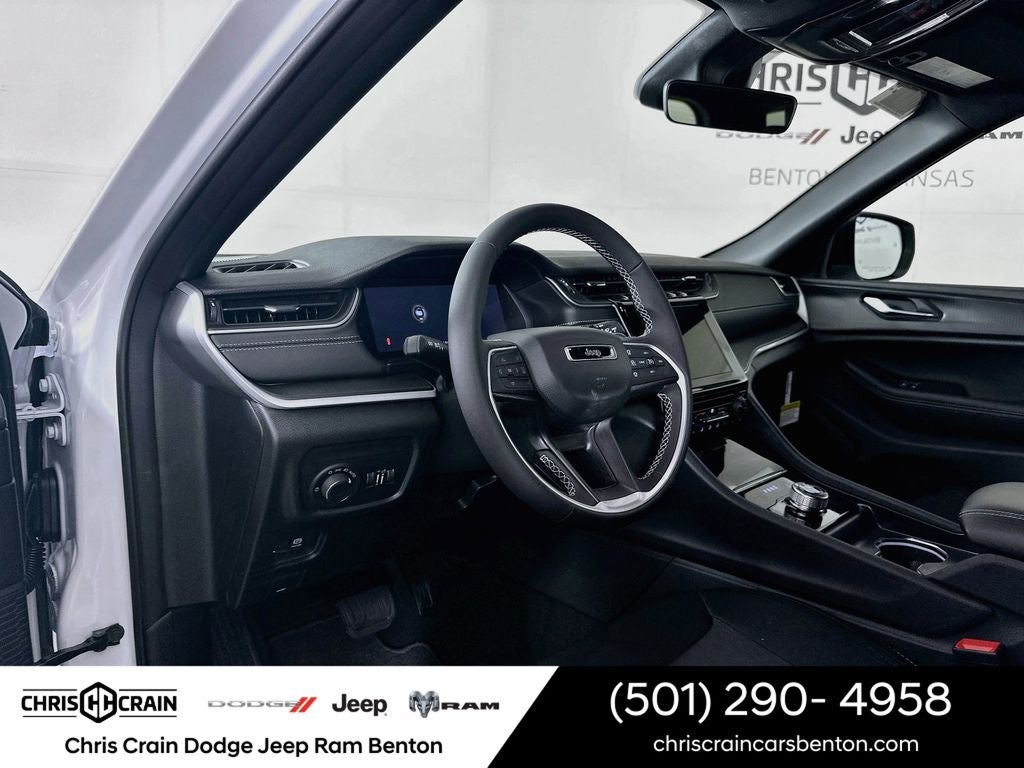 2026 Jeep Grand Cherokee GRAND CHEROKEE L LAREDO 4X4