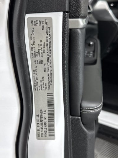 2027 Jeep Grand Cherokee GRAND CHEROKEE L LAREDO ALTITUDE 4X4
