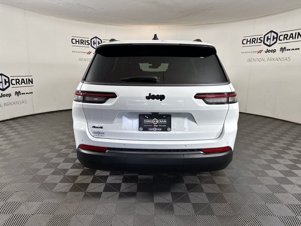 2027 Jeep Grand Cherokee GRAND CHEROKEE L LAREDO ALTITUDE 4X4