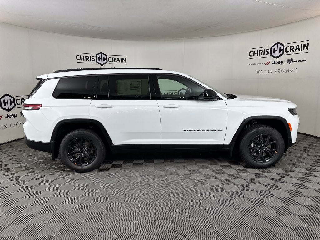 2027 Jeep Grand Cherokee GRAND CHEROKEE L LAREDO ALTITUDE 4X4