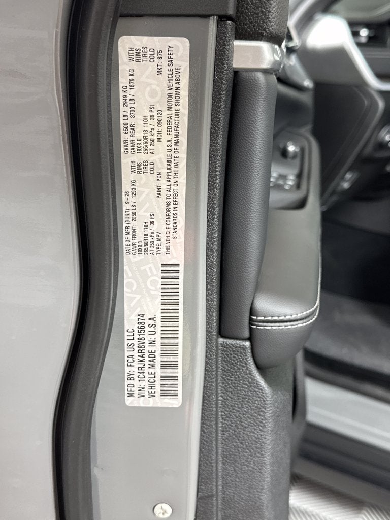 2027 Jeep Grand Cherokee GRAND CHEROKEE L LAREDO ALTITUDE 4X4