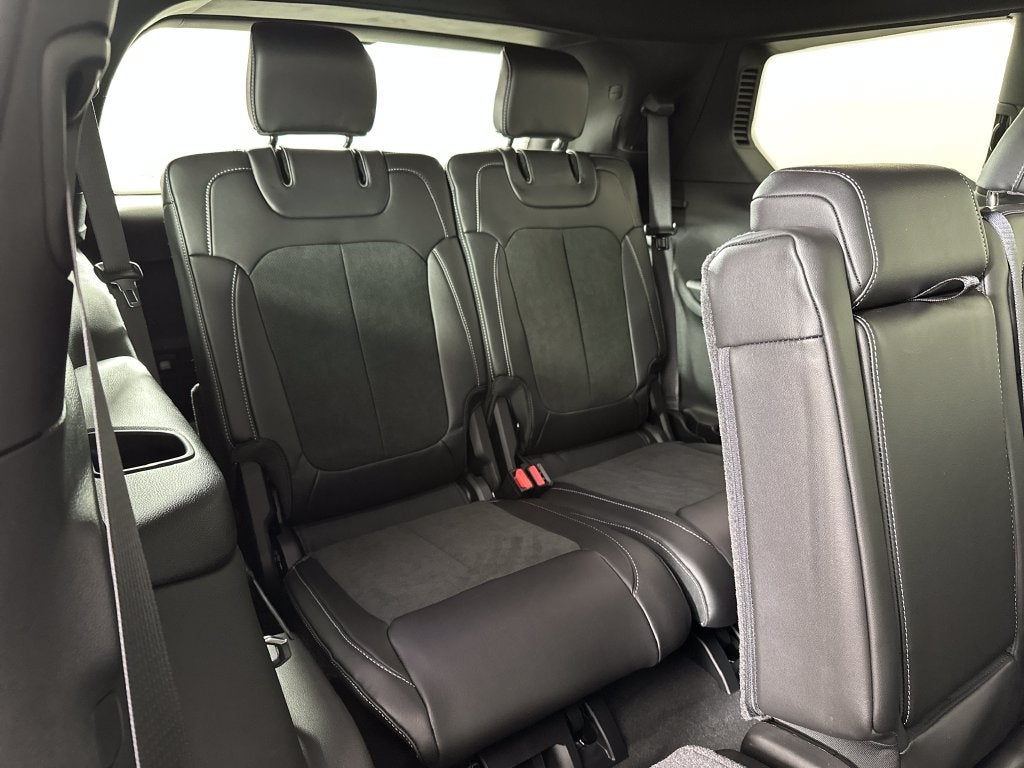 2027 Jeep Grand Cherokee GRAND CHEROKEE L LAREDO ALTITUDE 4X4