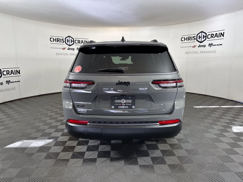 2027 Jeep Grand Cherokee GRAND CHEROKEE L LAREDO ALTITUDE 4X4