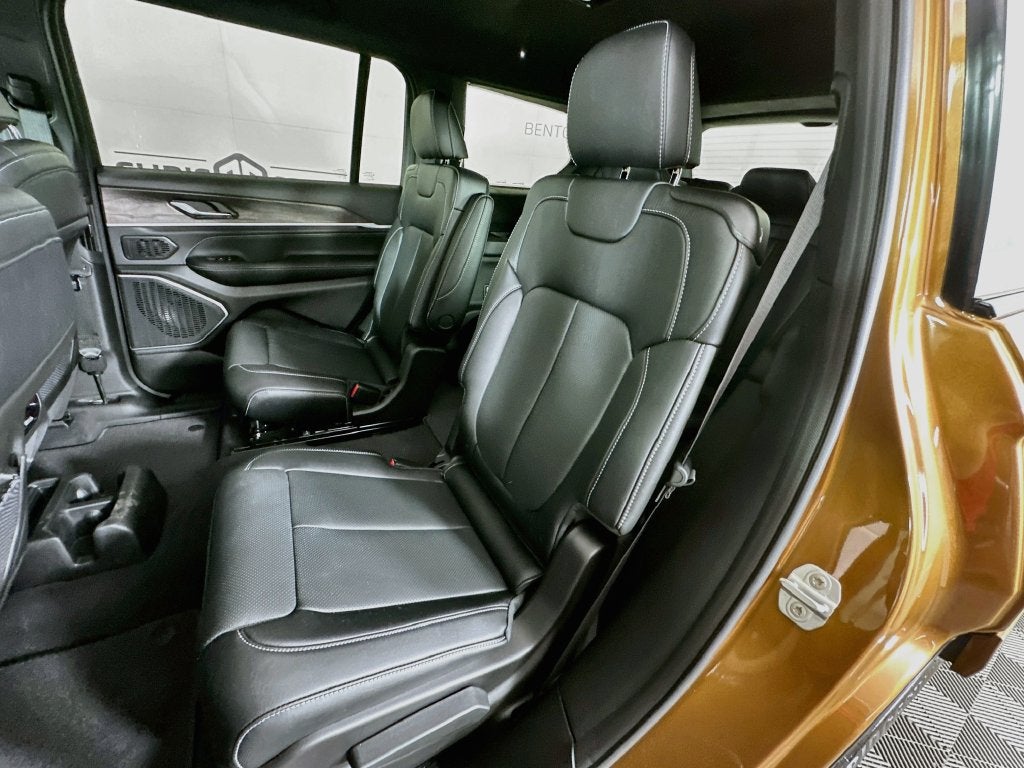 2027 Jeep Grand Cherokee GRAND CHEROKEE L LIMITED RESERVE 4X4