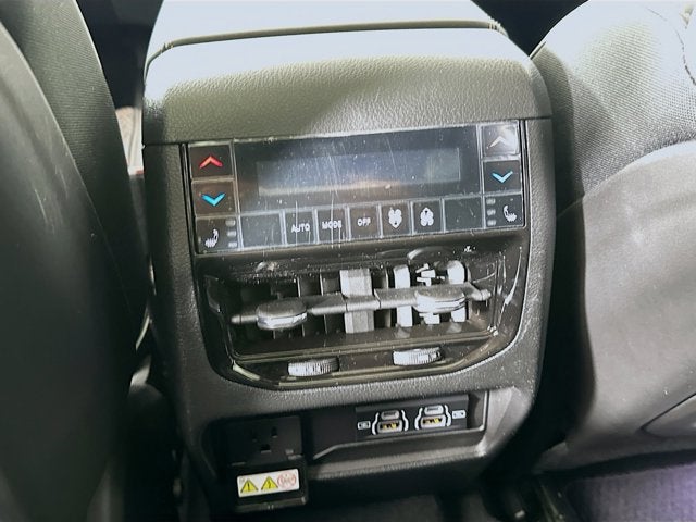 2025 Jeep Grand Cherokee GRAND CHEROKEE L SUMMIT 4X4