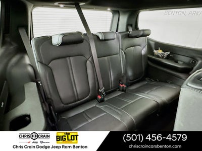 2023 Jeep Wagoneer Series II Carbide 4x2