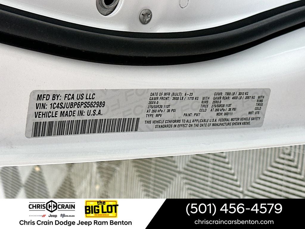 2023 Jeep Wagoneer Series II Carbide 4x2