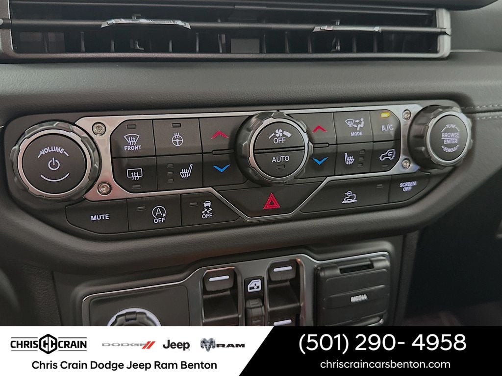 2026 Jeep Gladiator GLADIATOR SAHARA 4X4