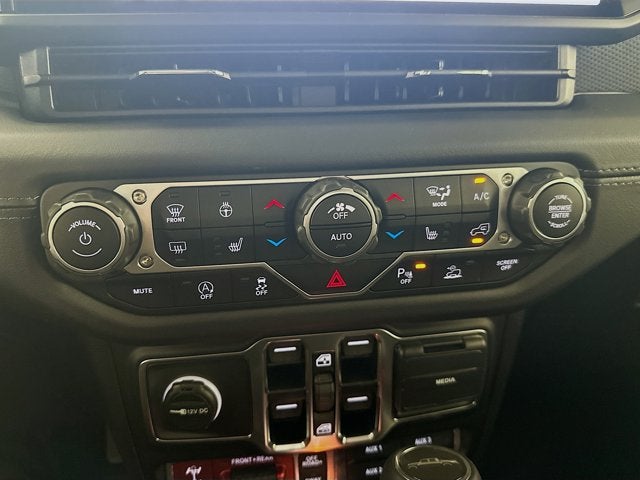 2025 Jeep Gladiator GLADIATOR RUBICON X 4X4